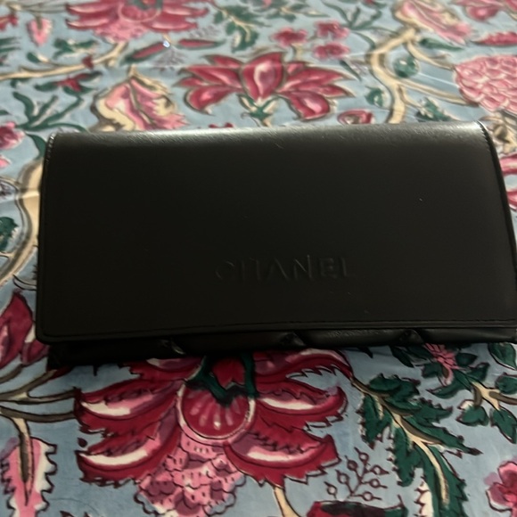 Chanel Sunglasses - Brand new never worn. - Picture 7 of 7